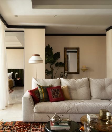 Four Seasons Gallery 3