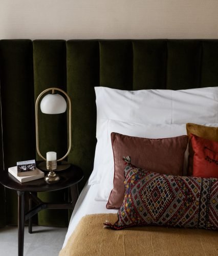 Four Seasons Gallery 4